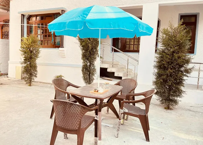 Sea Green Guest House