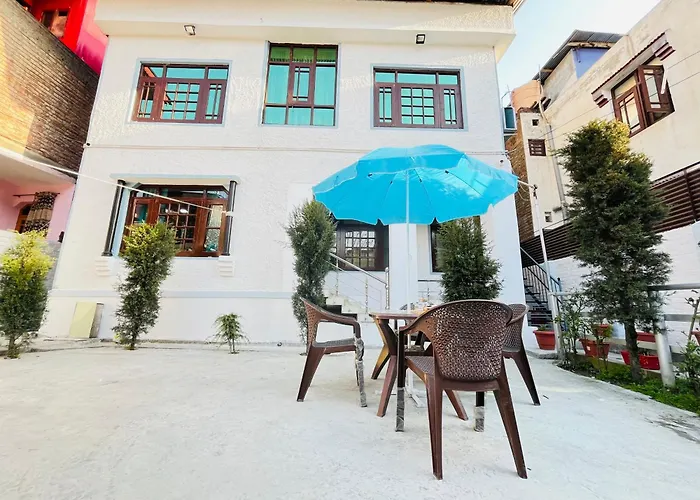 Sea Green Guest House