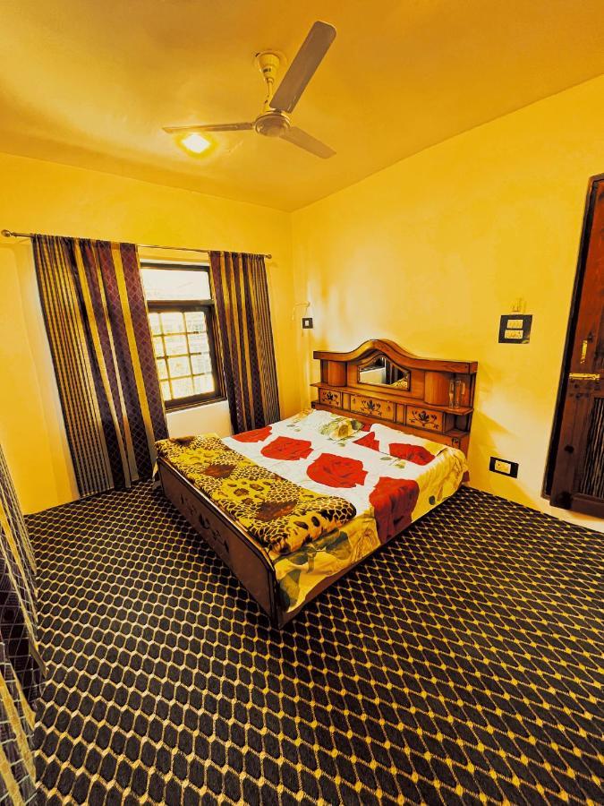 Sea Homestay Srinagar (Jammu and Kashmir)